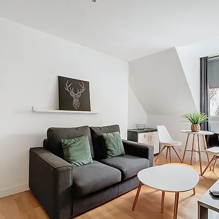 Le Briais Apartamento Melun Exterior foto
