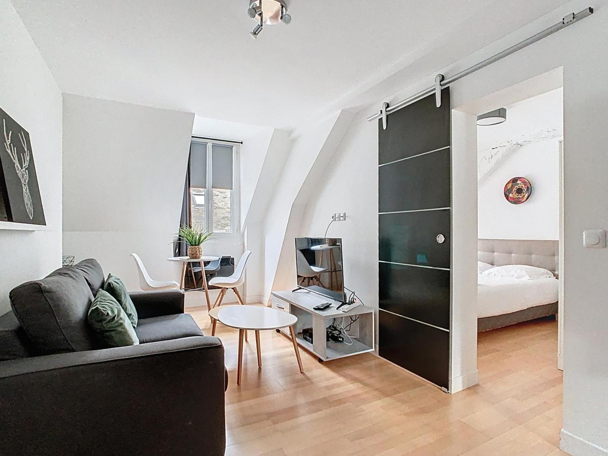 Le Briais Apartment
